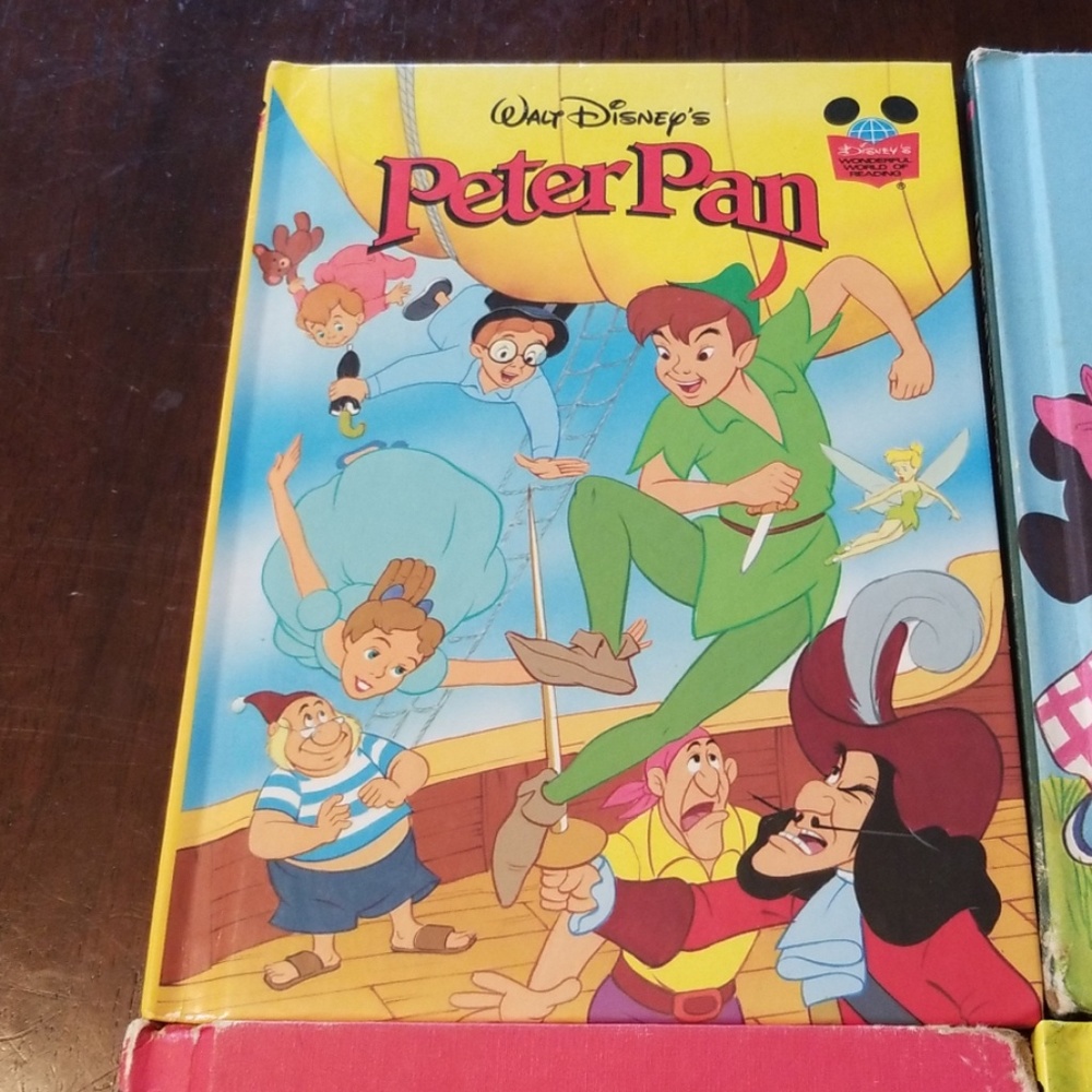 Disney books. - Picture 2 of 5